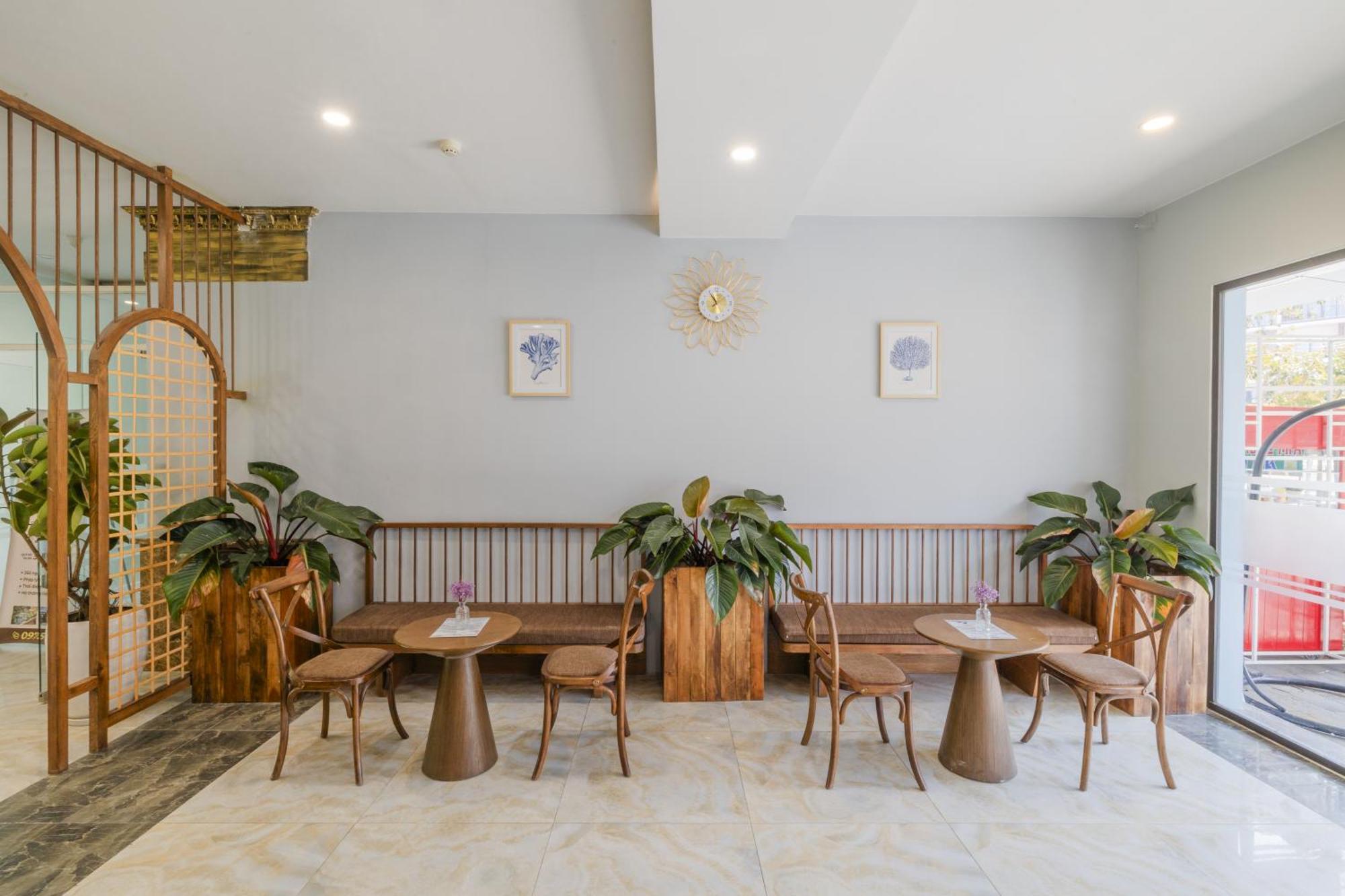 Amon Hotel 富国 外观 照片